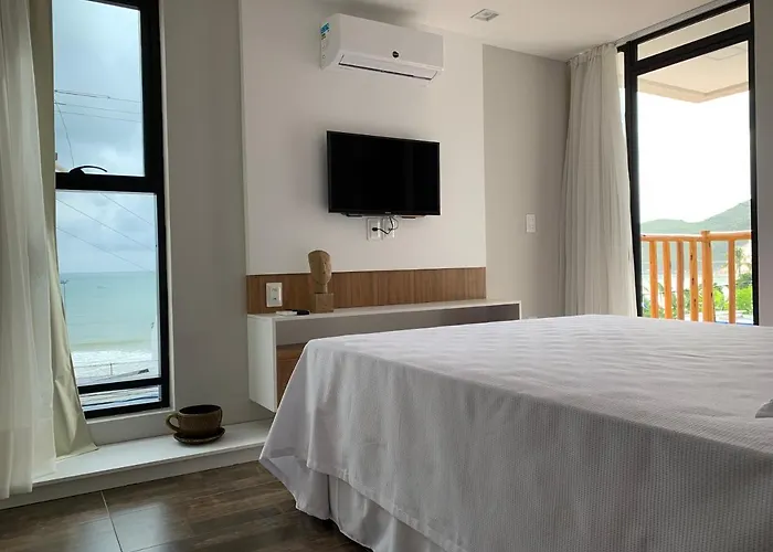Swell Praia Hotel